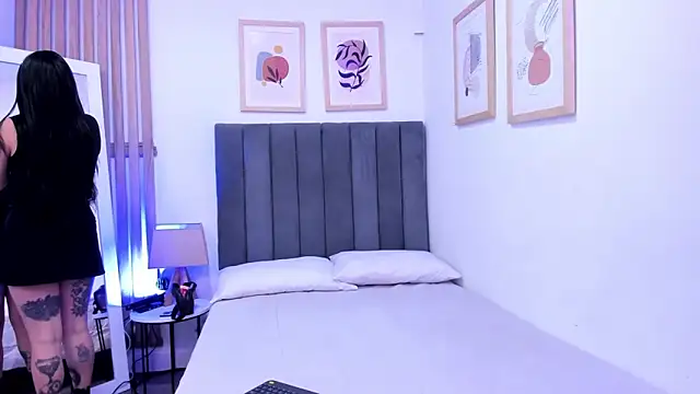 SuccubusDolly online show from 09.27.25