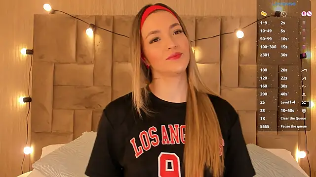 ClaradelMar online show from 09.20.25