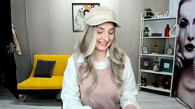 Snapshot of JaquelinLaurent chatting on 09.15.25 JaquelinLaurent online show from 09.15.25