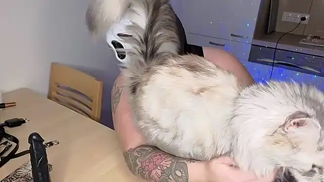 MaeNoir online show from 10.31.25