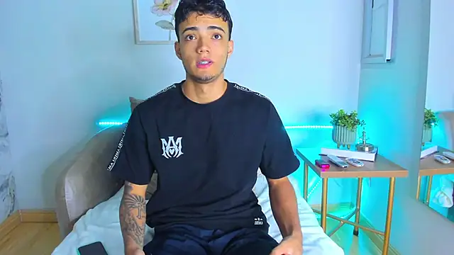 JamesClemont online show from 10.08.25