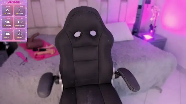 Samarafernandez online show from 09.22.25