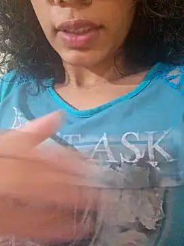 Snapshot of RavenShyfit chatting on 07.16.26 RavenShyfit online show from 07.16.26