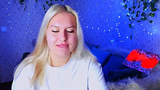 ChloeRicc online show from 10.09.25