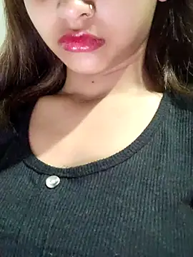 Snapshot of sana-5 chatting on 02.19.26 sana-5 online show from 02.19.26