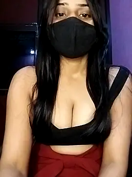 Snapshot of Amisha2 chatting on 11.07.25 Amisha2 online show from 11.07.25