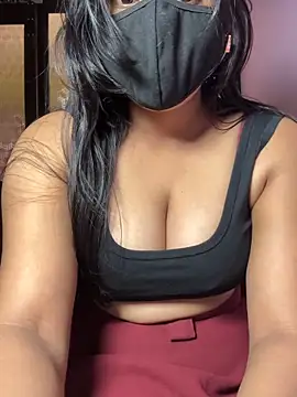 Snapshot of Amisha2 chatting on 02.25.26 Amisha2 online show from 02.25.26