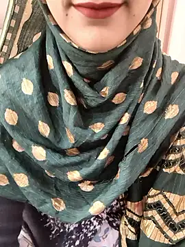 Snapshot of Indian-Aleena chatting on 02.08.26 Indian-Aleena online show from 02.08.26