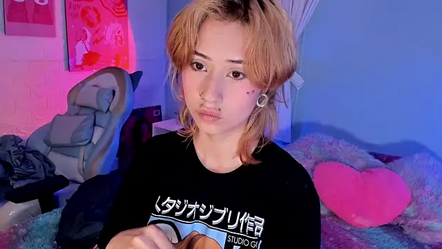 Hannahpage online show from 10.14.25