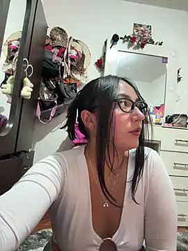 saranghae  online show from 10.06.25