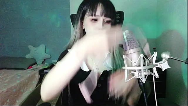 twlilybae online show from 06.27.26