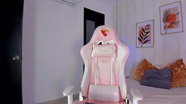 Ayleen Dunkan online show from 11.30.25