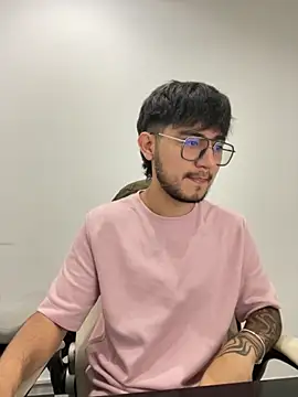 Snapshot of DanteRushh chatting on 10.15.25 DanteRushh online show from 10.15.25