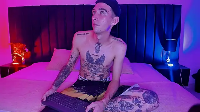 dominik thompson777 online show from 09.24.25