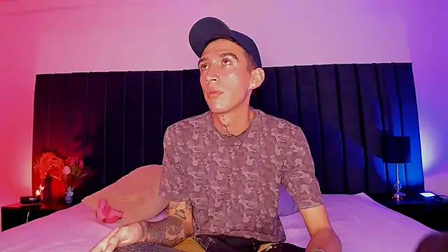 dominik thompson777 online show from 10.01.25