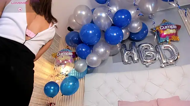 scarletbaker  online show from 11.02.25