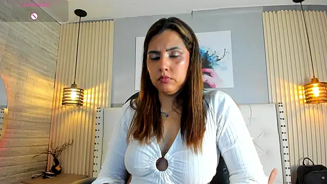 scarletbaker  online show from 04.29.26