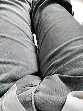 Snapshot of hunk28_6 chatting on 10.10.25 hunk28 6 online show from 10.10.25