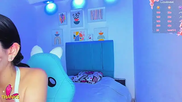 milk candy18 online show from 12.17.25