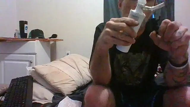 jarjar83 online show from 11.15.25