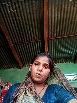 Snapshot of Cut_rajbati chatting on 09.22.25 Cut rajbati online show from 09.22.25