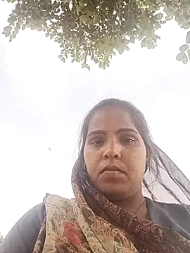 Snapshot of Cut_rajbati chatting on 10.08.25 Cut rajbati online show from 10.08.25