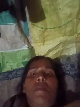 Snapshot of Cut_rajbati chatting on 10.25.25 Cut rajbati online show from 10.25.25