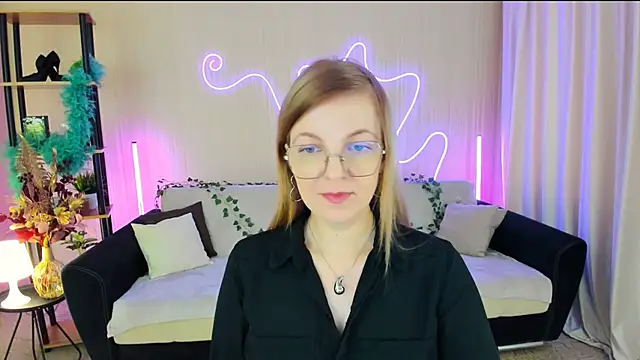 YourUniverser online show from 11.14.25