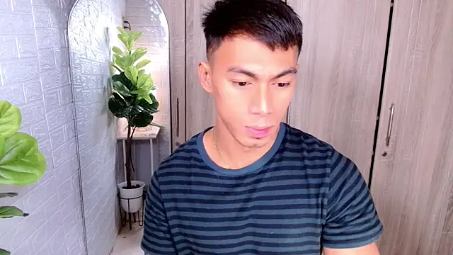 PinooyMilker online show from 10.06.25