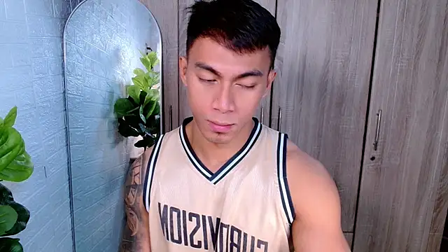 PinooyMilker online show from 11.07.25