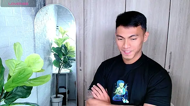 PinooyMilker online show from 02.08.26