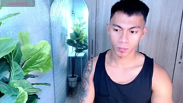 PinooyMilker online show from 05.08.26