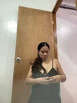 wildpussycat69 online show from 10.04.25