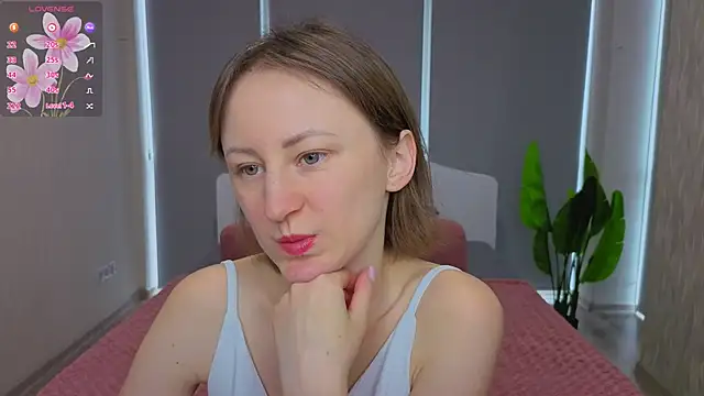 LuluChiiii online show from 03.03.26