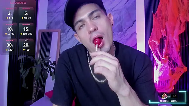 William Steel  online show from 10.04.25