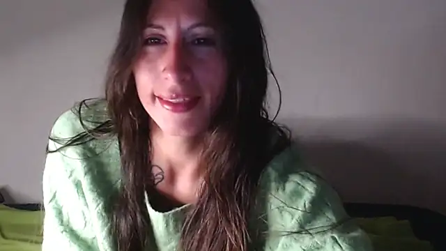 Snapshot of NathaSlave chatting on 06.06.26 NathaSlave online show from 06.06.26
