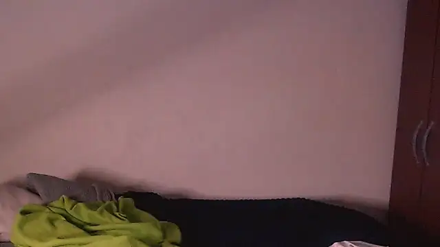 Snapshot of NathaSlave chatting on 06.15.26 NathaSlave online show from 06.15.26