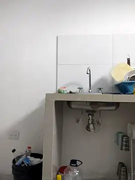 Snapshot of Nala1986 chatting on 09.22.25 Nala1986 online show from 09.22.25