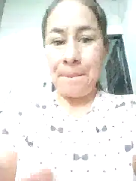 Snapshot of Nala1986 chatting on 10.20.25 Nala1986 online show from 10.20.25