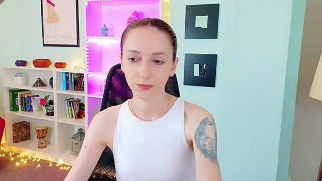 Julia Jae online show from 06.15.26