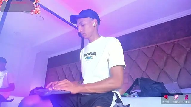 JulienSaint online show from 10.18.25