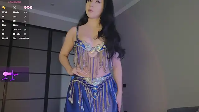 lunajii online show from 10.11.25