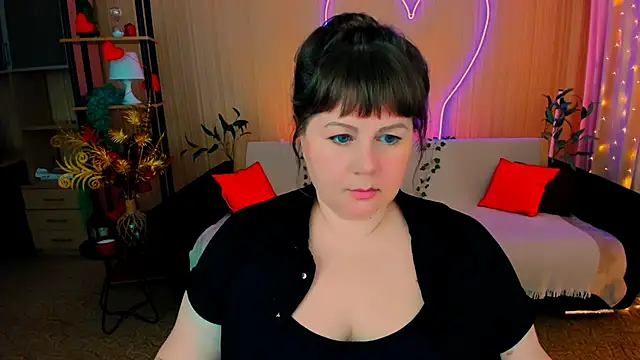 CrystaalStaar online show from 04.08.26