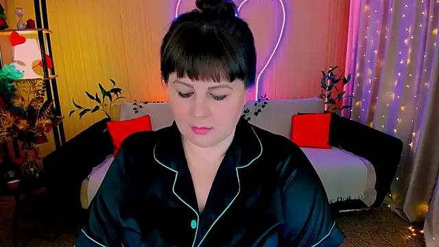 CrystaalStaar online show from 04.10.26