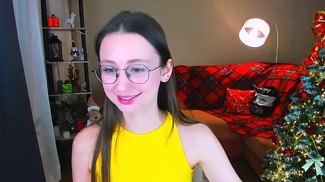 YourLovellyStory online show from 12.17.25