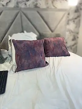 Snapshot of Im_Manu chatting on 09.27.25 Im Manu online show from 09.27.25