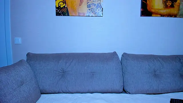 OliviaReece online show from 05.15.26