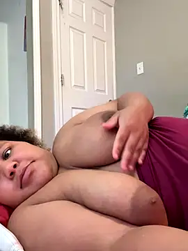 chocolate bella online show from 09.21.25