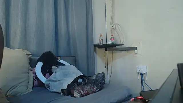 Passion Lizzie online show from 09.19.25