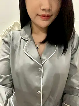 Beiiu 18 online show from 10.04.25